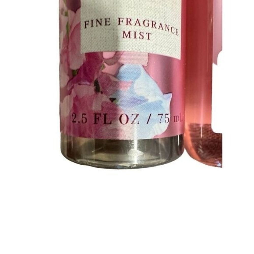 Bath and Body Works | new Sweet Pea Box Set | Fragrance, body wash and lotion - Picture 6 of 6